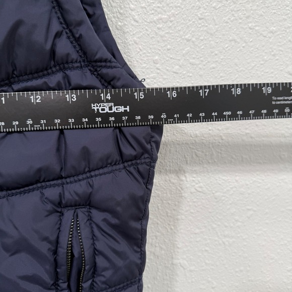 American Eagle Outfitters Navy Blue Puffer Vest Faux Fur Hood Plaid Lining S/P - Picture 6 of 8